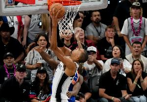文班：总决赛的容错空间微乎其微 我们大部分时间其实都占据优势