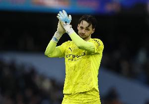 考虑离队！特拉福德：想成为英格兰头号门将，就必须是俱乐部主力